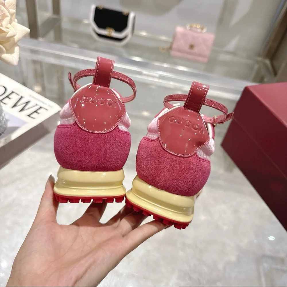 2025 sporty piece Lightweight and flexible outsole - Picture 7 of 9